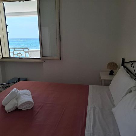 058 Spiaggia Di Salentoinvacanza.Com Torre Pali Eksteriør billede